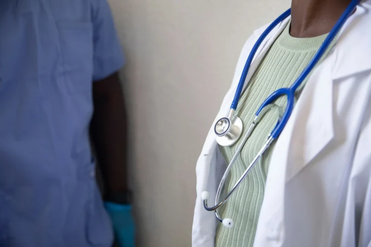 Médicos a caminho do Brasil para estágio