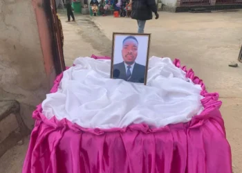 Familiares do jovem encontrado sem vida nas celas do DIIP no Lubango exigem investigação