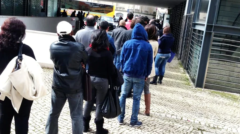 Vitória da AD apressa angolanos a regularizarem situação migratória em Portugal