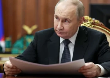 Putin defende “acordo  justo” entre Irão e EUA  sobre questão nuclear
