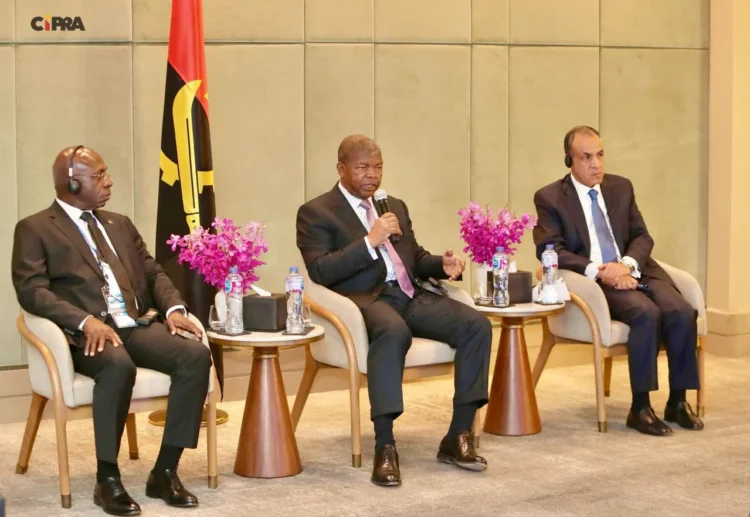 Visita ao Egipto representa mudança de página nas relações bilaterais, diz Chefe de Estado