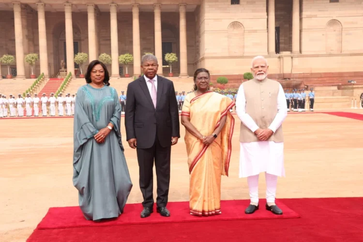 João Lourenço mantém encontro com homóloga indiana em Nova Dehli