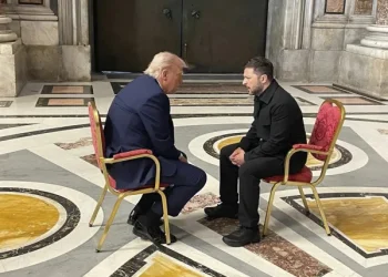 Reunião Putin-Trump-Zelensky só após “acordos concretos”, diz Rússia