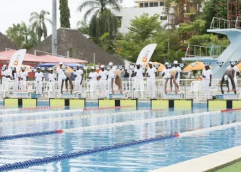 1.º de Agosto domina Provincial de natação