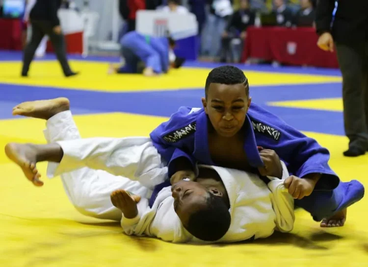 Torneio Infantil Liga dos Kandengues movimenta cidade do Cunene