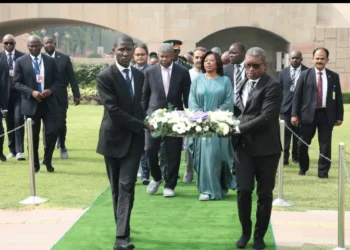 PR rende homenagem a Mahatma Gandhi