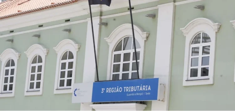 Angolanos residentes no estrangeiro passam a ser tributados pela AGT a partir do próximo ano