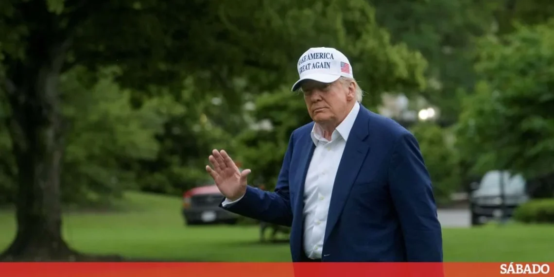 Donald Trump acusa Vladimir Putin de estar “louco”