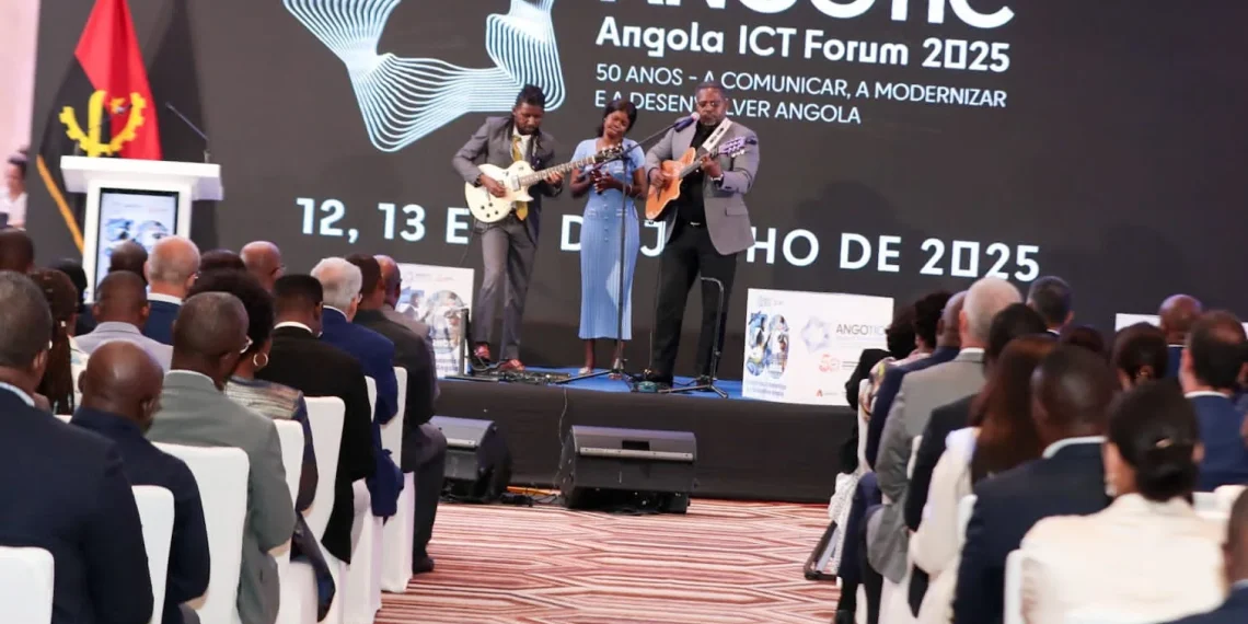 Área dos Mangais em Angola vai contar com a cobertura do Angosat-2