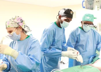 Angola realiza primeira cirurgia robótica para tratamento de hérnia
