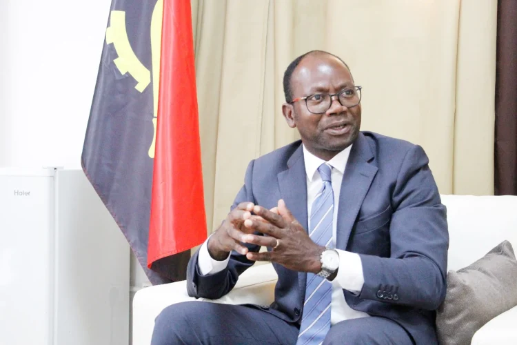 Francisco Chaves: “Não há edifício em Angola que possua certificado de habitabilidade”