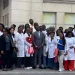 Mais de 130 médicos angolanos formados em Cuba para medicina geral e familiar