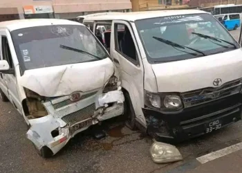 Acidente provoca dois mortos e 24 feridos em Cabinda