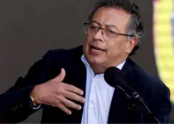 Procuradoria colombiana identifica menor de 15 anos como autor de atentado contra senador