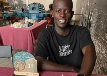 Lutuima Amaro vence Torneio de Xadrez do Arunca em Portugal