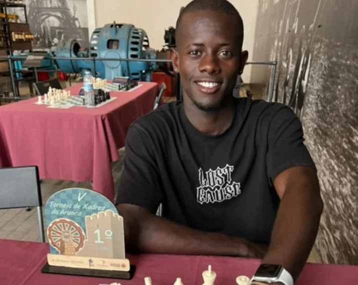 Lutuima Amaro vence Torneio de Xadrez do Arunca em Portugal