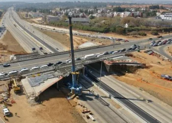 Luanda acolhe em outubro Cimeira do Transporte e Logística