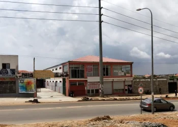 Administração de Talatona anuncia condicionamento no trânsito na ex-rua do MAT
