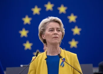 Europa finalmente acordou militarmente, diz chefe da UE em cúpula para debater Irão e Rússia