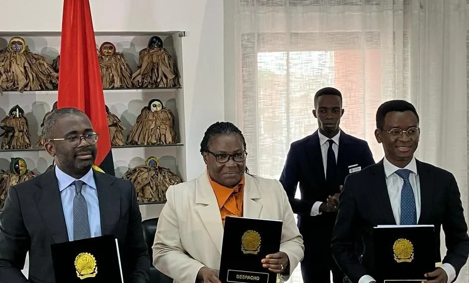 Governo de Cabinda e Gemcorp assinam acordo para valorização profissional