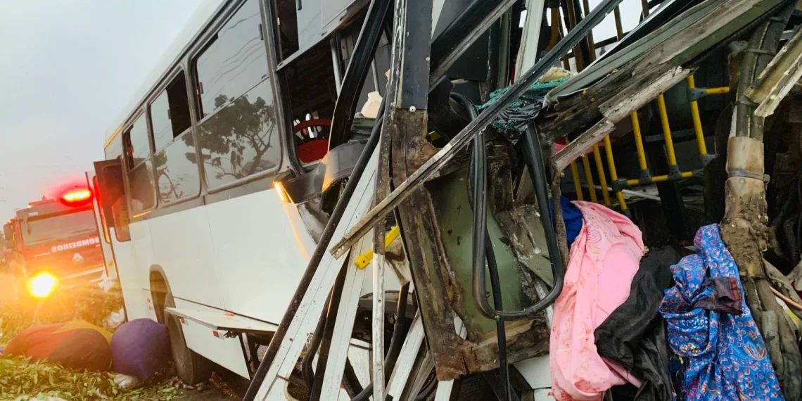 Acidente de viação no Hoji-Ya-Henda mata duas pessoas e deixa 16 feridos graves