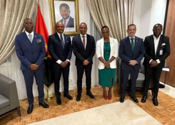 Visita do director para as subsidiárias Africanas do Acess Bank fortifica presença em Angola