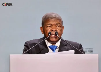 João Lourenço defende mais investimentos em infra-estruturas para África e reforma urgente do sistema financeiro internacional