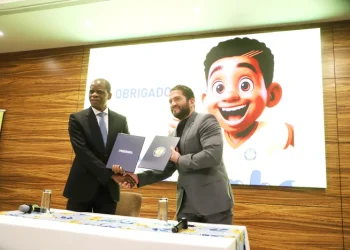 Petro de Luanda busca autonomia financeira com lançamento de biscoitos nacionais