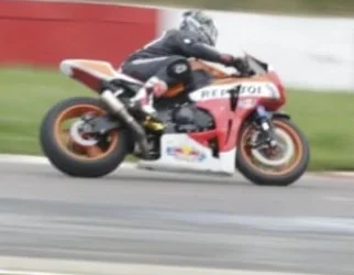 Motores roncam na ExpoHuambo com vinte e oito pilotos