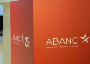 Bancos instados a captarem financiamento para projectos de investimentos sustentáveis