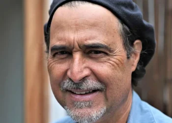 José Agualusa torna-se o primeiro escritor angolano a vencer o Prémio Literário Manuel de Boaventura