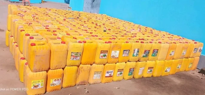 Apreendidos mais de 13 mil litros de combustível no Zaire
