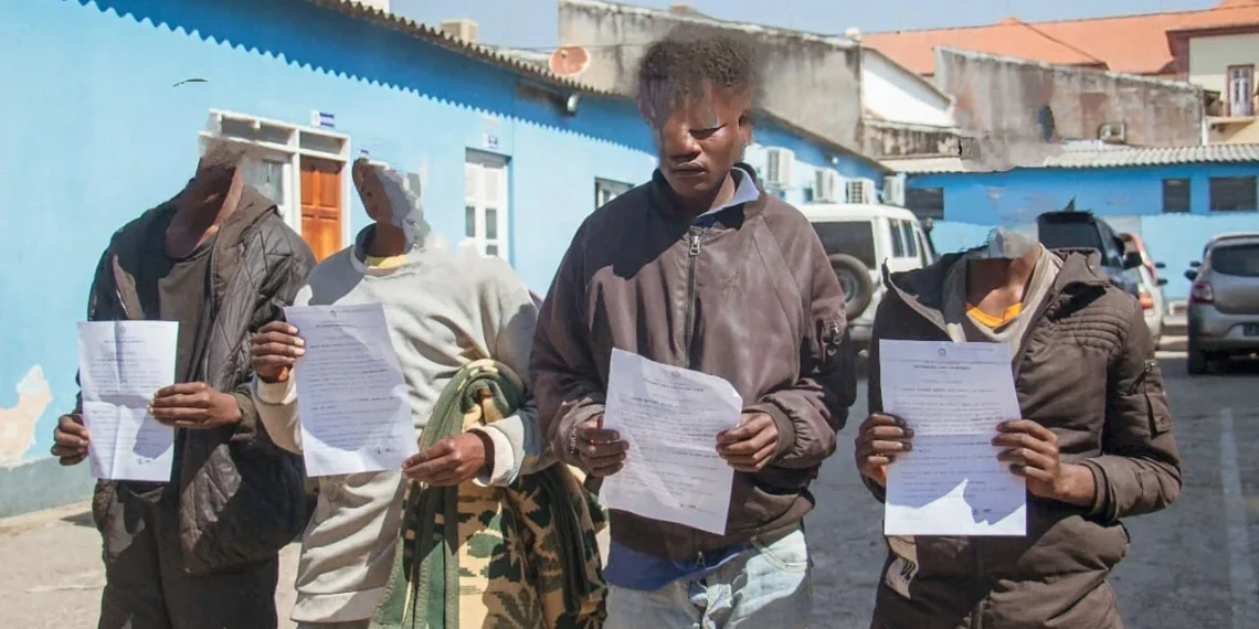 Detidos quatro cidadãos acusados de envolvimento na morte de um aluno no Lubango