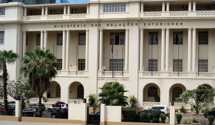 Ministério das Relações Exteriores lamenta morte do diplomata João Garcia Bires
