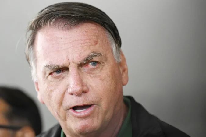 Bolsonaro pede absolvição em alegações finais no processo por tentativa de golpe