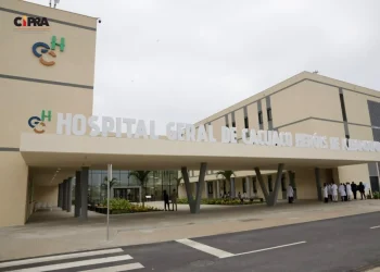 Especialistas quenianos visitam hospitais de Viana e Cacuaco