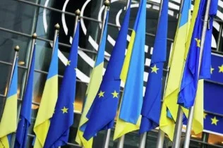 Paris, Londres e Berlim vão ter dificuldades para enviar tropas à Ucrânia, diz mídia