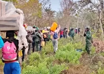 Polícia Nacional repatria mais de 700 cidadãos da RDC por estadia ilegal