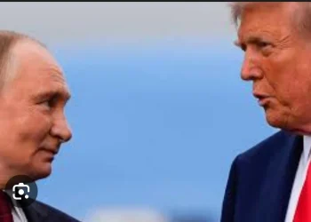 Encontro entre Vladimir Putin e Donald Trump termina sem acordo