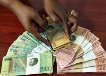 Polícia no Zaire apreende mais de seis milhões de kwanzas por tentativa de transgressão cambial