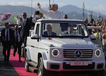 Papa Leão XIV encoraja mais de 1 milhão de jovens católicos a espalhar fé e entusiasmo