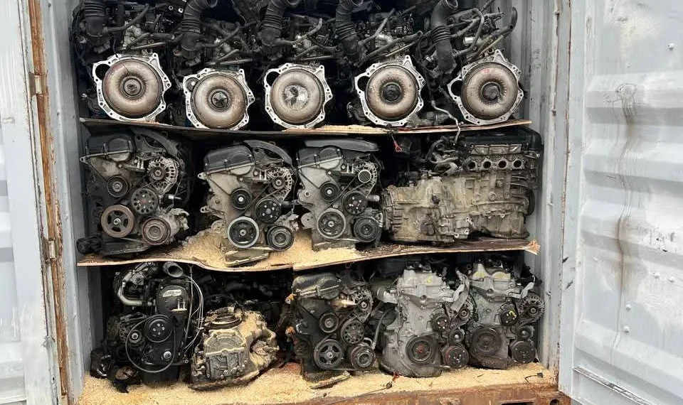 Apreendido contentor com mais de 100 motores de viaturas diversas suspeitos de contrabando