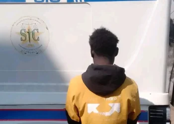 Padrasto detido por abusar da enteada por sete anos