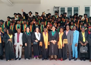 Instituto Superior Politécnico da UJES concede diplomas a 150 finalistas do curso de saúde