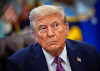 Trump repassa a europeus e ucranianos responsabilidade pelo fim do conflito na Ucrânia, diz mídia