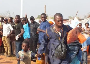 ‎Frustrada entrada de mais de 100 imigrantes ilegais da RDC no Zaire‎