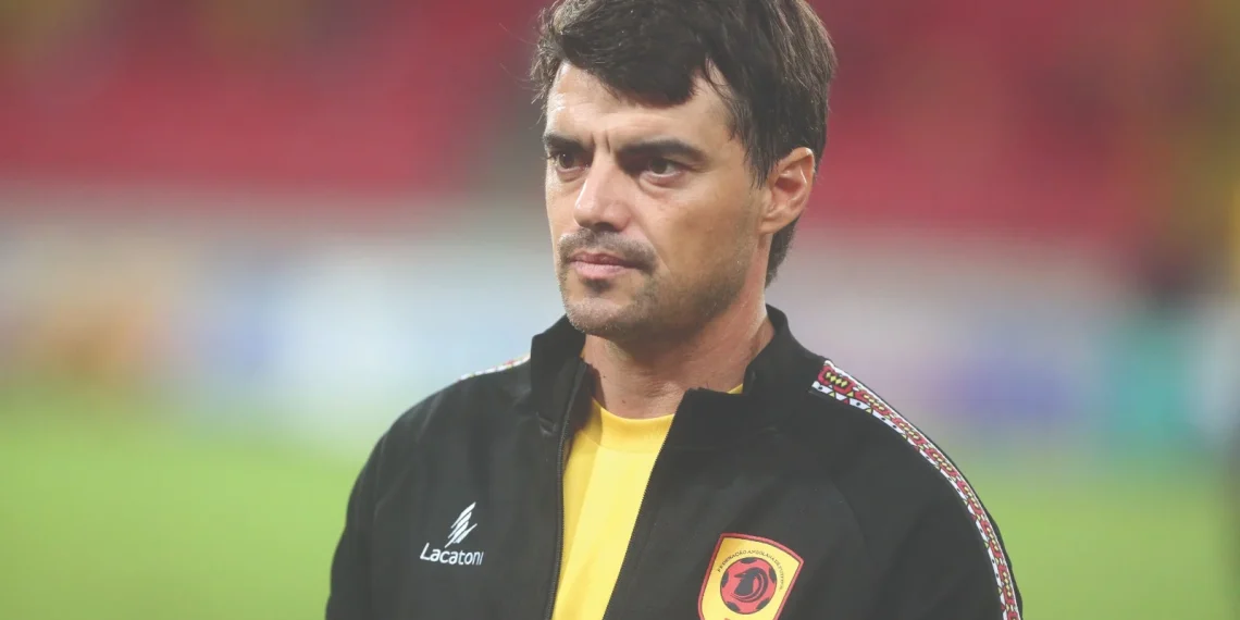 FAF rompe com Pedro Gonçalves