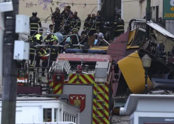 15 mortos e 18 feridos em descarrilamento no Elevador em Lisboa