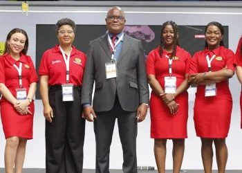 Caminho-de-Ferro de Benguela reforça compromisso com mobilidade nacional na Expo-Huambo 2025
