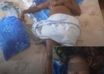 Mulher encontrada morta e despida no quarto de uma hospedaria